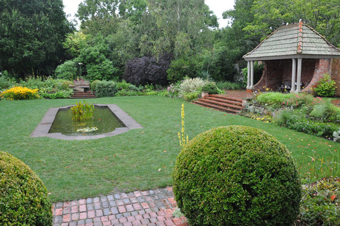 English Flower Garden